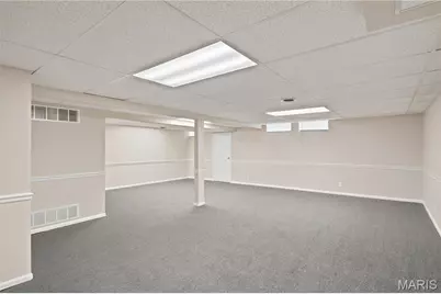 12047 Tangletree Drive, Maryland Heights, MO 63146 - Photo 32