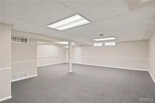 12047 Tangletree Dr, Maryland Heights, MO 63146 - Photo 32