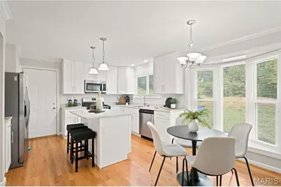 12047 Tangletree Drive, Maryland Heights, MO 63146 - Photo 14