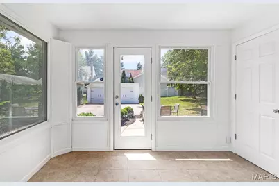 400 E Adams Avenue, Kirkwood, MO 63122 - Photo 20