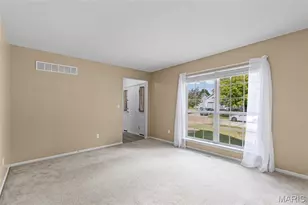 204 Boulder Point Dr, Saint Peters, MO 63376 - Photo 8