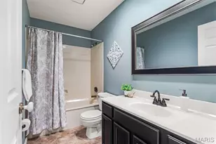 1902 Baxter Ridge Dr, Chesterfield, MO 63017 - Photo 38