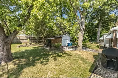2261 Yale Avenue, Maplewood, MO 63143 - Photo 18