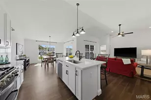 1576 Westlake Cir, Pacific, MO 63069 - Photo 14