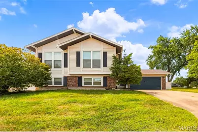 1128 Spencer Road, Saint Peters, MO 63376 - Photo 2