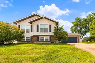 1128 Spencer Rd, Saint Peters, MO 63376 - Photo 2