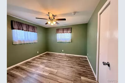 425 Cherry Drive, Saint Genevieve, MO 63670 - Photo 12
