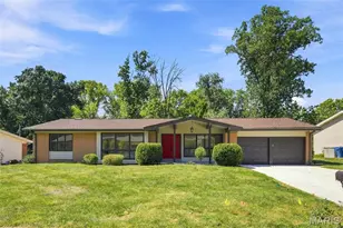 13126 Dartagnan Ct, Creve Coeur, MO 63141 - Photo 1