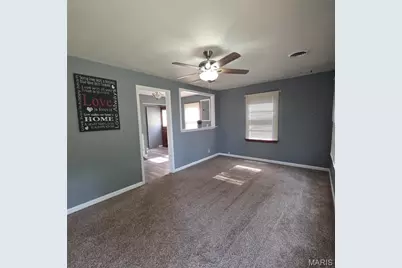 301 Washington Street, Florissant, MO 63031 - Photo 2