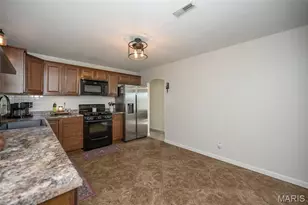 319 Wood St, O'Fallon, MO 63366 - Photo 14