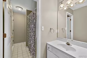 414 Gillham Ct, Ballwin, MO 63021 - Photo 32