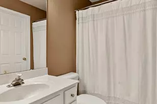 414 Gillham Ct, Ballwin, MO 63021 - Photo 36