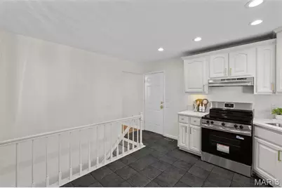 5891 Sir Edward Lane, Florissant, MO 63033 - Photo 20