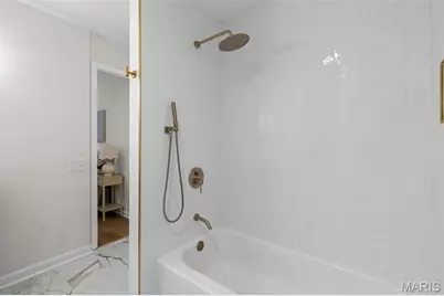 5891 Sir Edward Lane, Florissant, MO 63033 - Photo 38