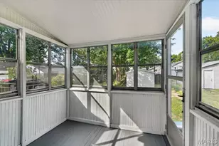 6409 Marquette Ave, Saint Louis, MO 63139 - Photo 18