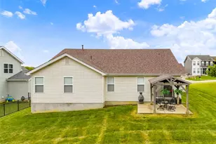 279 Sonnet Cir, Wentzville, MO 63385 - Photo 44