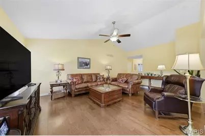 279 Sonnet Circle, Wentzville, MO 63385 - Photo 4