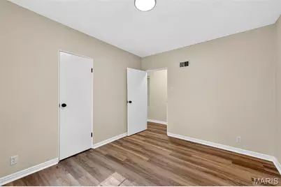 7126 Florian Avenue, Saint Louis, MO 63121 - Photo 16