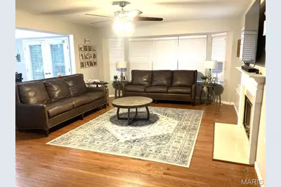 209 Harbour Pointe Drive, Grover, MO 63040 - Photo 2