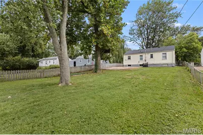 90 La Havre Circle, Florissant, MO 63031 - Photo 22
