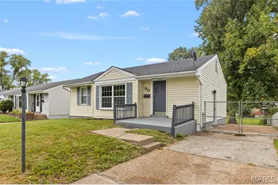 90 La Havre Circle, Florissant, MO 63031 - Photo 2