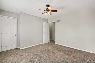 16263 Fullerton Meadows Drive, Wildwood, MO 63011 - Photo 14