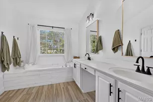 708 Brook Manor Ct, Lake Saint Louis, MO 63367 - Photo 26
