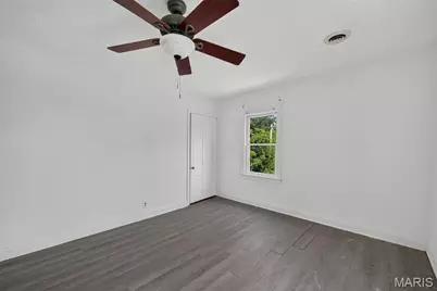 1318 Graham Street, Saint Louis, MO 63139 - Photo 12