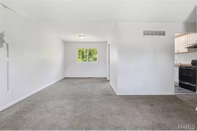 2465 Kingsford Drive, Florissant, MO 63031 - Photo 10