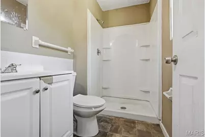 2465 Kingsford Drive, Florissant, MO 63031 - Photo 18