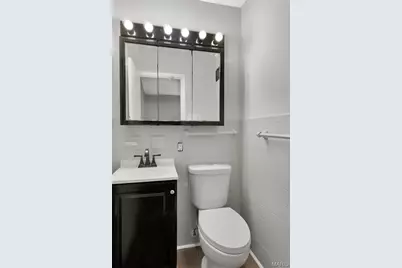 705 Palace Court, Saint Louis, MO 63135 - Photo 14