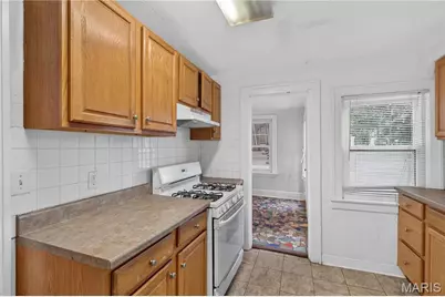 479 Catalina Avenue, Webster Groves, MO 63119 - Photo 14