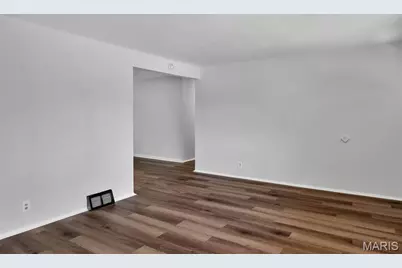 1533 Chesley Drive, Saint Louis, MO 63136 - Photo 6