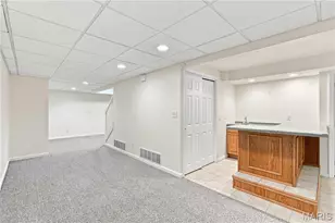 3215 Country Hollow Dr, Saint Louis, MO 63129 - Photo 16