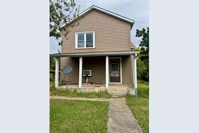 828 Bird Street, Hannibal, MO 63401 - Photo 1