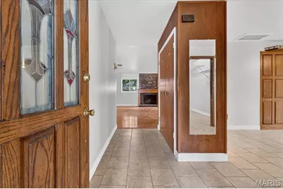 740 Wilshire Drive, Florissant, MO 63033 - Photo 4