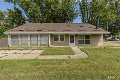 49 Marie Drive, Saint Charles, MO 63301 - Photo 2