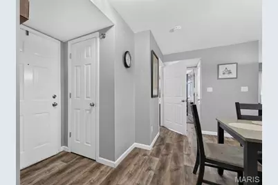 2430 Tellicherry Drive #200C, Saint Louis, MO 63125 - Photo 2