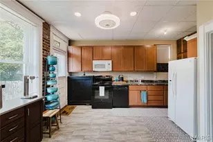 904 Dover Pl, Saint Louis, MO 63111 - Photo 20