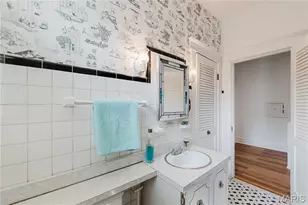 904 Dover Pl, Saint Louis, MO 63111 - Photo 36