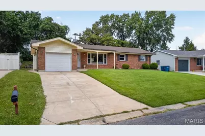 525 Norma Drive, Saint Charles, MO 63301 - Photo 2