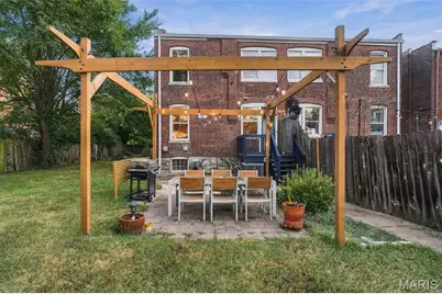 4021 Shaw Boulevard, Saint Louis, MO 63110 - Photo 6