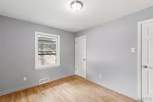 125 W St Anthony Ln, Florissant, MO 63031 - Photo 22