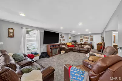 1516 Wainscott Drive, O'Fallon, MO 63366 - Photo 34