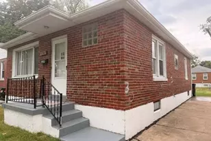 8309 Orchard Ave, University City, MO 63132 - Photo 2