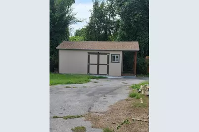 8000 Plymouth Court, Berkeley, MO 63134 - Photo 24