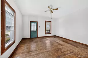 7543 Woodland Ave, Maplewood, MO 63143 - Photo 4