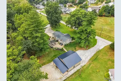 1392 N Henke Road, Lake Saint Louis, MO 63367 - Photo 6