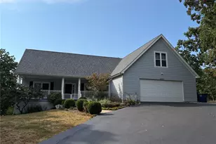 2049 Tanglewood Dr, Pacific, MO 63069 - Photo 1