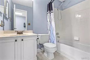 13027 King Arthur Spur, Saint Louis, MO 63146 - Photo 20